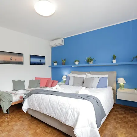 Attico Casa Alicia Апартаменты Бергамо